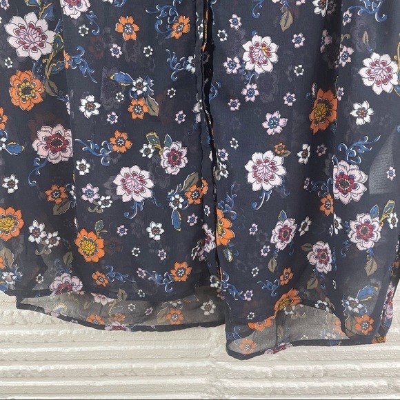 Democracy Blue Floral Sheer V-Neck Gathered Hi-Lo Bohemian Drapey Top Size Small - Picture 10 of 14
